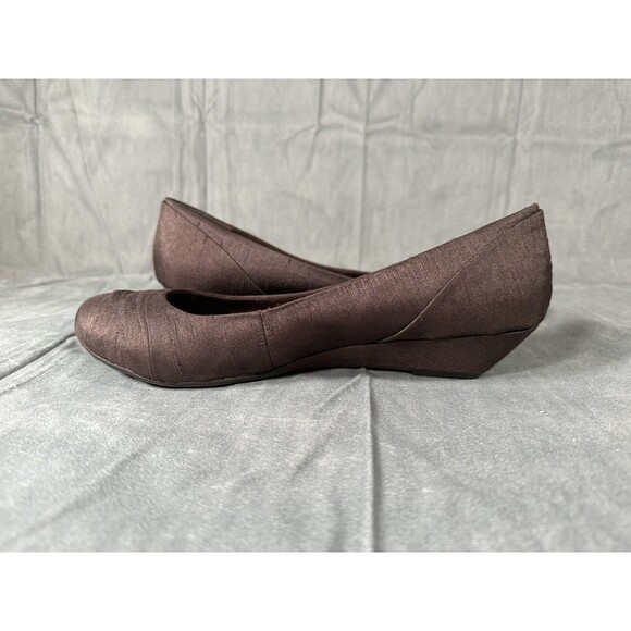 Rocket Dog Wedge Pumps Women's 10 M Brown Pleated Casual Slip On Shoes - Picture 4 of 9